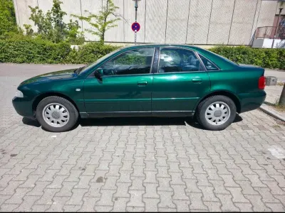 Gebraucht Audi A4 102 PS (75 kW) 1999 Grün Limousine
