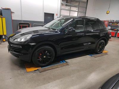 Schwarz Gebraucht 2013 Porsche Cayenne SUV | 25.500 € (Fairer Preis)