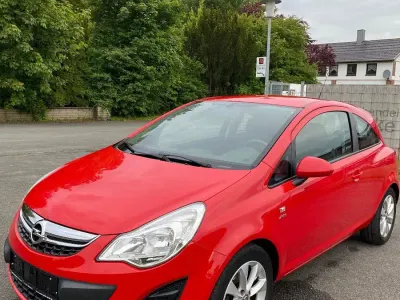 Gebraucht Opel Corsa Active 69 PS (50 kW) 2013 Rot Kleinwagen
