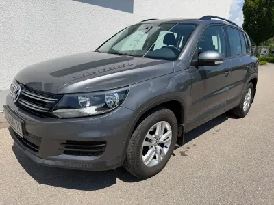 Gebraucht VW Tiguan Trendline 140 PS (102 kW) 2014 Grau SUV