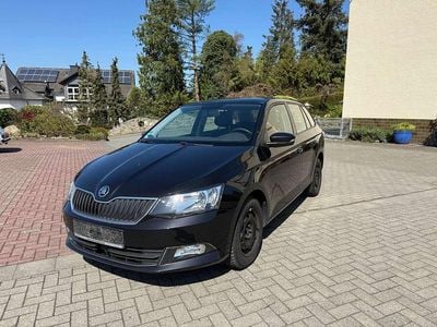 Gebraucht Skoda Fabia Ambition 90 PS (66 kW) 2015 Schwarzmagic perleffekt Kombi
