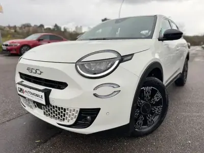 Usata Fiat 600 110 CV (80 kW) 2024 Bianco SUV