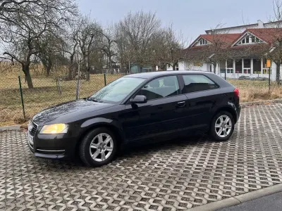Usata Audi A3 105 CV (77 kW) 2012 Nero Utilitaria