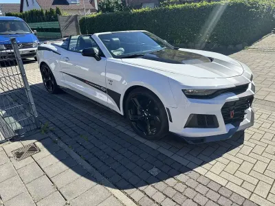 Używany Chevrolet Camaro 461 KM (339 kW) 2021 Biały Kabriolet