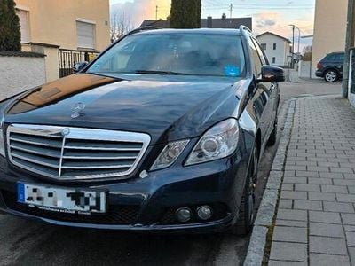 Mercedes E220