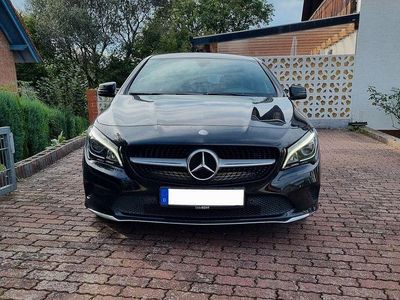 Gebraucht Mercedes CLA250 Shooting Brake 211 PS (155 kW) 2016 Schwarz Kombi