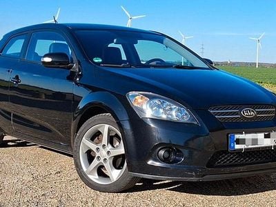 Gebraucht Kia ProCeed Spirit 116 PS (85 kW) 2010 Schwarz Kleinwagen