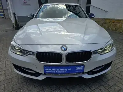Gebraucht BMW 316 Basis 136 PS (100 kW) 2013 Andere Limousine