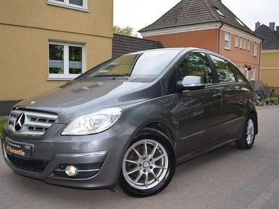Usata Mercedes B200 Sport Edition 136 CV (100 kW) 2010 Grigio Monovolume