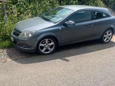Opel Astra GTC