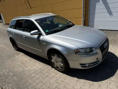 Gebraucht Audi A4 140 PS (102 kW) 2005 Lichtsilber metallic Kombi