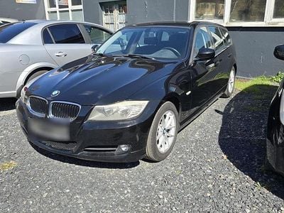 Gebraucht BMW 318 143 PS (105 kW) 2009 Schwarz Kombi