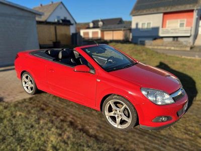 Rot Gebraucht 2008 Opel Astra Cabriolet Cabrio | 3.750 € (Fairer Preis)