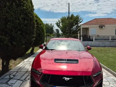 Gebraucht Ford Mustang GT 446 PS (328 kW) 2025 Rot