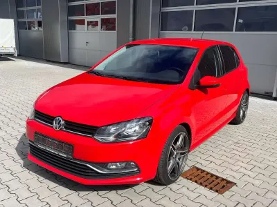 Używany VW Polo Comfortline 90 KM (66 kW) 2016 Czerwony Sedan/Limuzyna