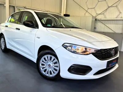Gebraucht Fiat Tipo Pop 95 PS (69 kW) 2017 Weiß Limousine