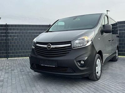 Second-hand Opel Vivaro 120 CP (88 kW) 2019 Gri Monovolum