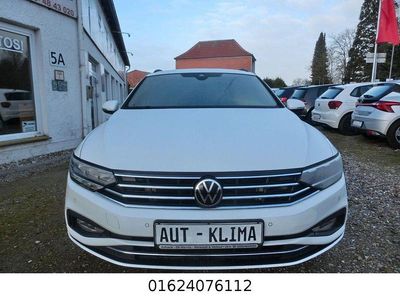 Gebraucht VW Passat 200 PS (147 kW) 2022 Weiß Kombi