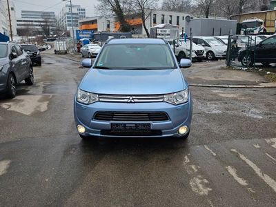 Mitsubishi Outlander P-HEV