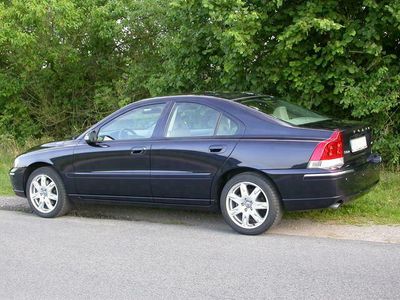 Blau Gebraucht 2008 Volvo S60 Summum Limousine | 19.500 €