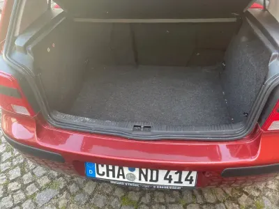 Gebraucht VW Golf III 75 PS (55 kW) 1998 Rot Limousine