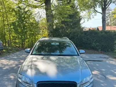 Używany Audi A4 S-Line 116 KM (85 kW) 2008 Srebrny Kombi