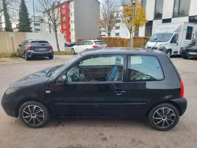 Gebraucht VW Lupo Basis 75 PS (55 kW) 2001 Schwarz Kleinwagen