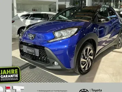 Gebraucht Toyota Aygo X 72 PS (52 kW) 2025 Schwarz SUV