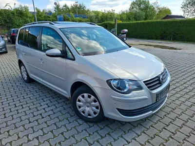 Gebraucht VW Touran Freestyle 140 PS (102 kW) 2009 Gold Van / Kleinbus