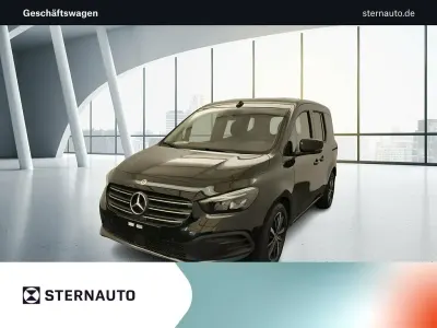 Gebraucht Mercedes T180 Progressive 116 PS (85 kW) 2025 Schwarz Van / Kleinbus
