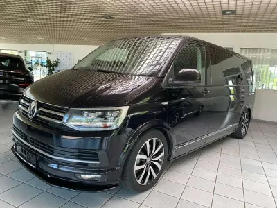 Gebraucht VW Caravelle Highline 199 PS (146 kW) 2019 Deep black perleffekt Van