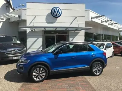 Usata VW T-Roc Style 116 CV (85 kW) 2021 Blu SUV