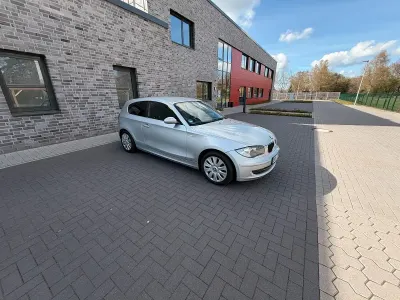 Gebraucht BMW 116 122 PS (89 kW) 2007 Silber Kleinwagen