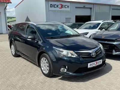 Gebraucht Toyota Avensis Life 147 PS (108 kW) 2011 Schwarz Limousine