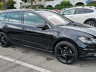 Schwarz Gebraucht 2019 VW Golf VII Kombi | 19.999 € (Fairer Preis)