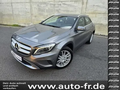 Gebraucht Mercedes GLA200 156 PS (114 kW) 2016 Grau SUV