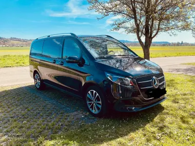 Gebraucht Mercedes V300 Style 237 PS (174 kW) 2025 Schwarz Van / Kleinbus