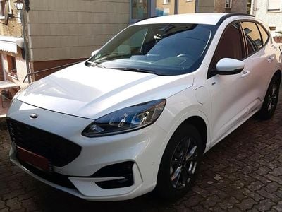 Gebraucht Ford Kuga ST-Line 225 PS (165 kW) 2022 Weiß SUV