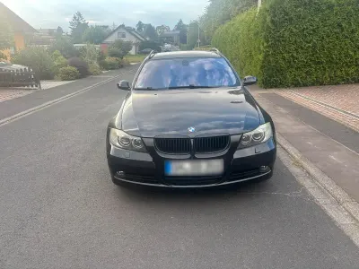 Gebraucht BMW 320 150 PS (110 kW) 2006 Schwarz Kombi