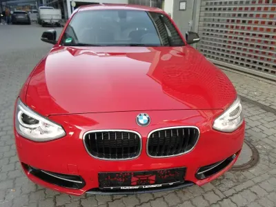 Gebraucht BMW 118 Sport Line 143 PS (105 kW) 2011 Rot Kleinwagen