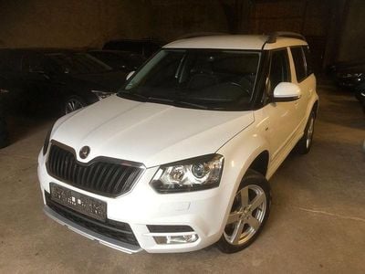 Weiß Gebraucht 2016 Skoda Yeti Joy SUV | 13.333 € (Guter Preis)