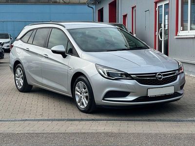 Używany Opel Astra 110 KM (80 kW) 2019 Srebrny Kombi