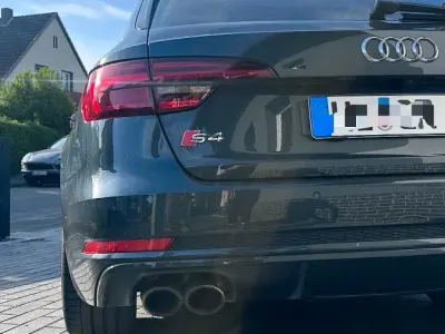 Używany Audi S4 354 KM (260 kW) 2017 Szary Kombi