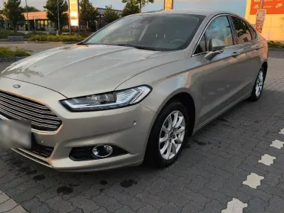 Gebraucht Ford Mondeo Titanium 211 PS (155 kW) 2015 Beige Limousine