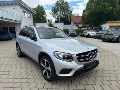 Gebraucht Mercedes GLC250 Night 211 PS (155 kW) 2019 Silber SUV