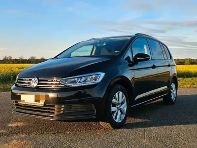 Używany VW Touran Comfortline 200 KM (147 kW) 2017 Czarny Minivan