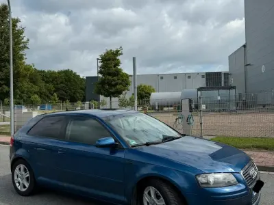Gebraucht Audi A3 105 PS (77 kW) 2004 Blau Kleinwagen