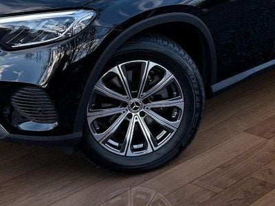 Gebraucht Mercedes GLC200 Avantgarde 204 PS (150 kW) 2025 Schwarz SUV