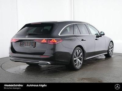 Gebraucht Mercedes E300 Avantgarde 313 PS (230 kW) 2024