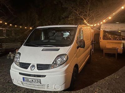 Gebraucht Renault Trafic 155 PS (114 kW) 2011 Weiß Van / Kleinbus